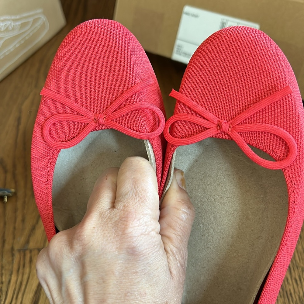 NWT Rothy’s red size 8